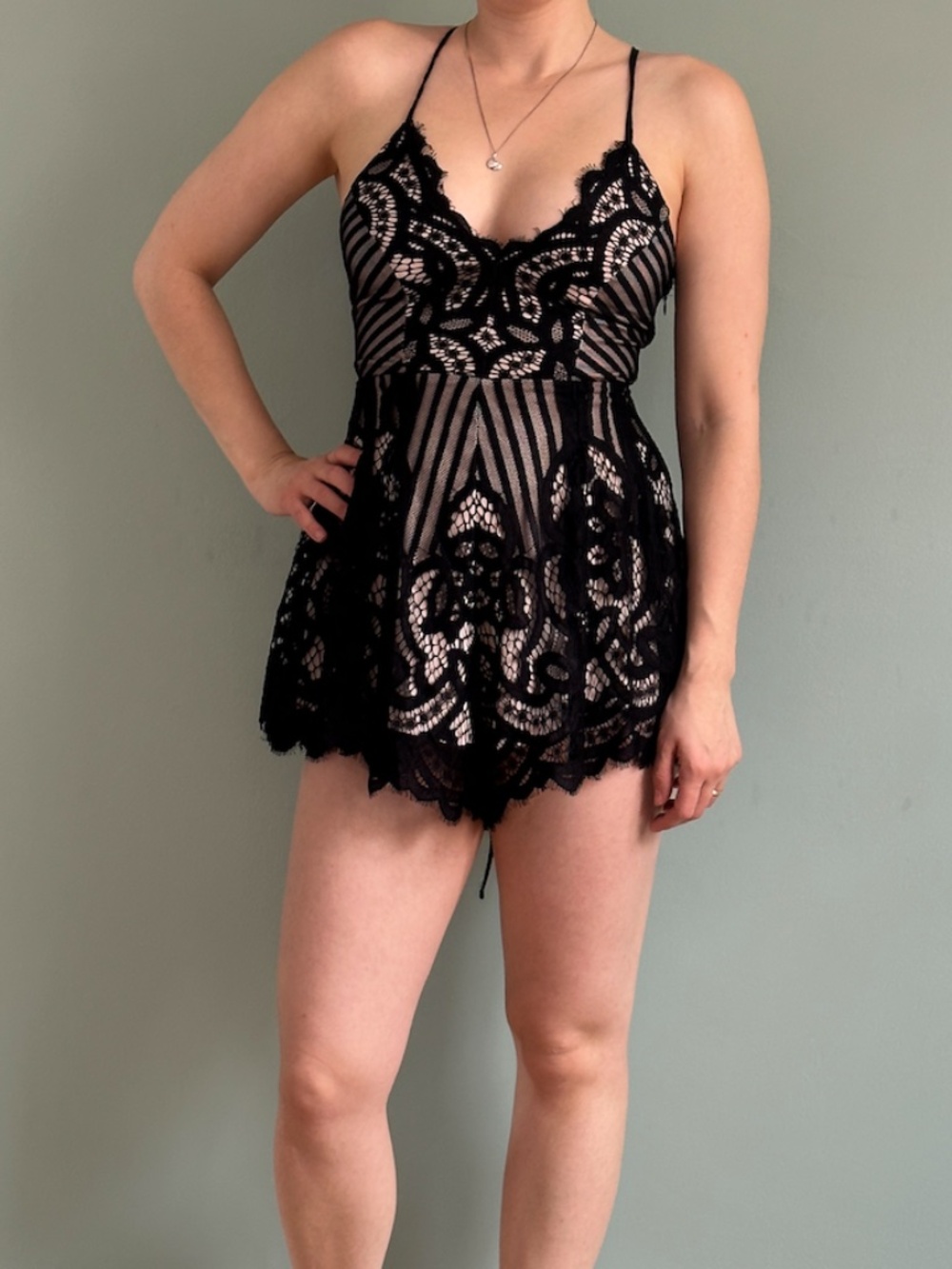 L'atiste Black & Nude Layer Lace Romper (Size Small)